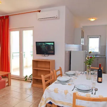 Apartamento Agata-1 *